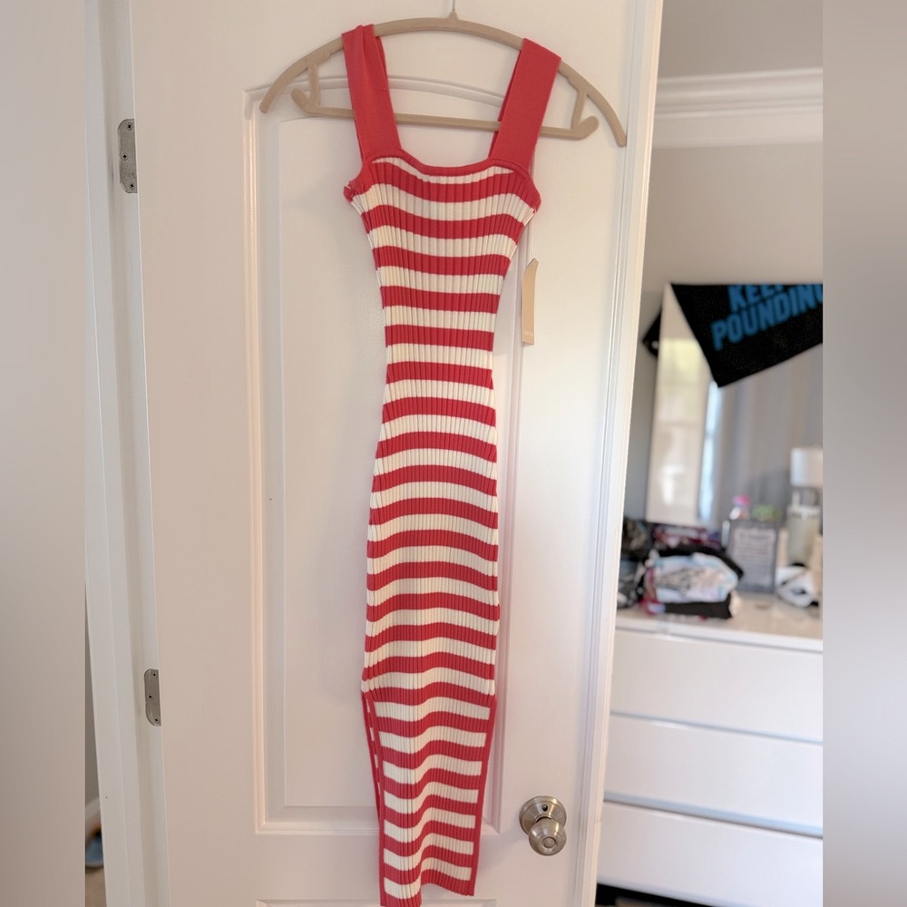 JustFab White and Pink Sleeveless Bodycon Midi Dress